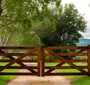 do farm gates need gate openers
