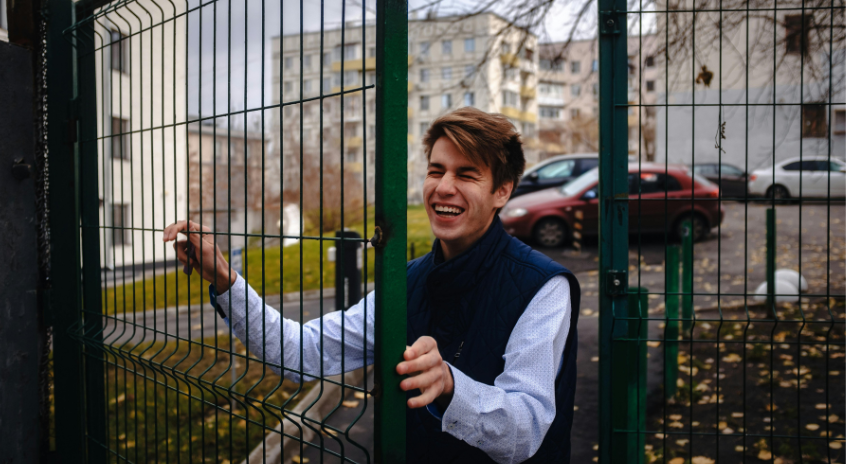 how to manually open electric gate